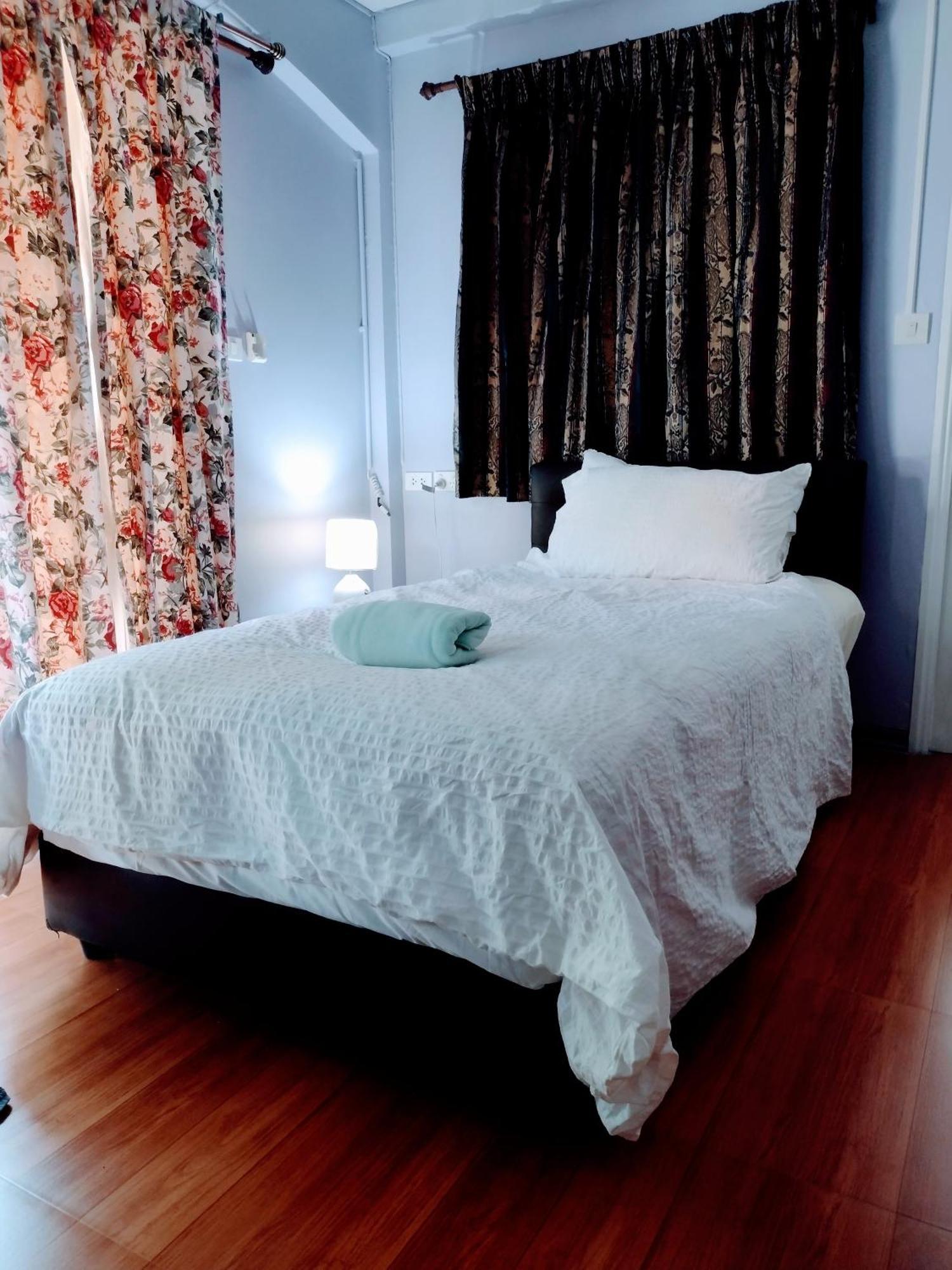 Mango Tree Guestroom Bangkok Exterior photo